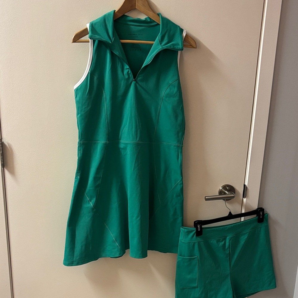 Sincerely Jules Green Activewear Dress (with shorts)